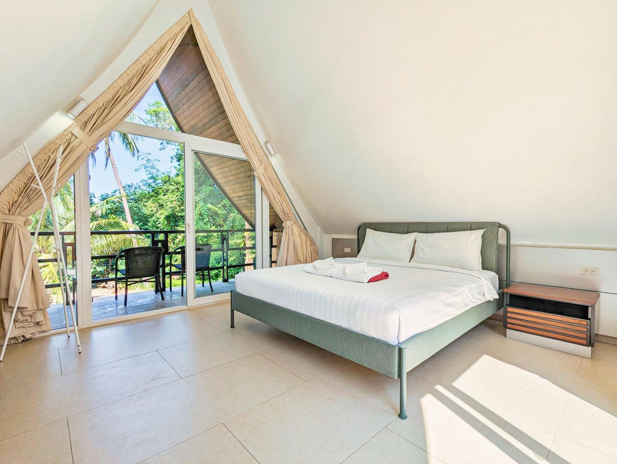 Half Moon Beach Villa - By Kohchangvillas เกาะช้าง ภายนอก รูปภาพ